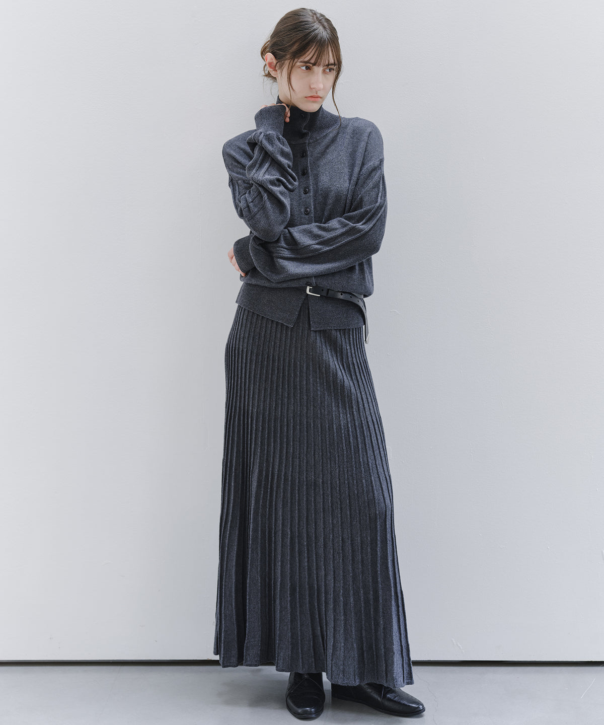 「10月下旬出荷予定」Wool Silk High Neck Button Knit Cardigan