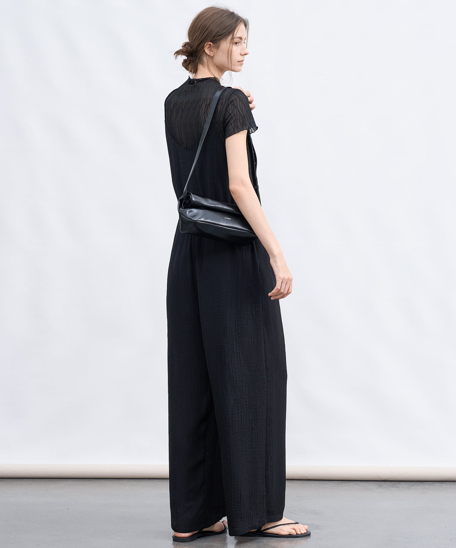 Cross Neck All-in-One