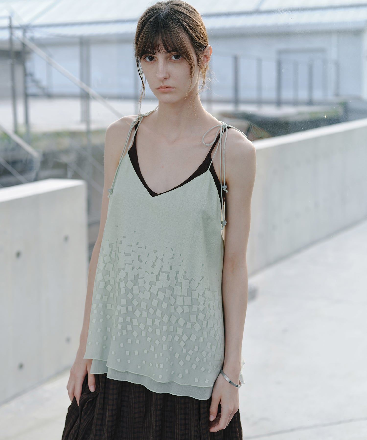 「7月中旬～下旬出荷」Gradient Square Sheer Camisole Top