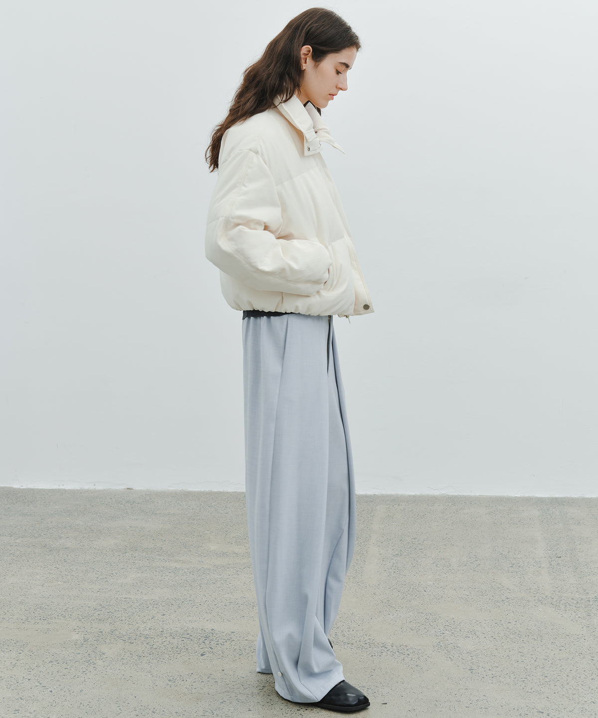 「10月下旬出荷予定」Tuck Detail Adjustable Hem Wide Pants