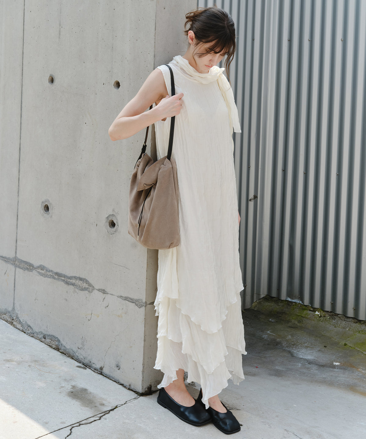 「9月下旬出荷予定」Washed Texture Scarf Collar Layered Dress