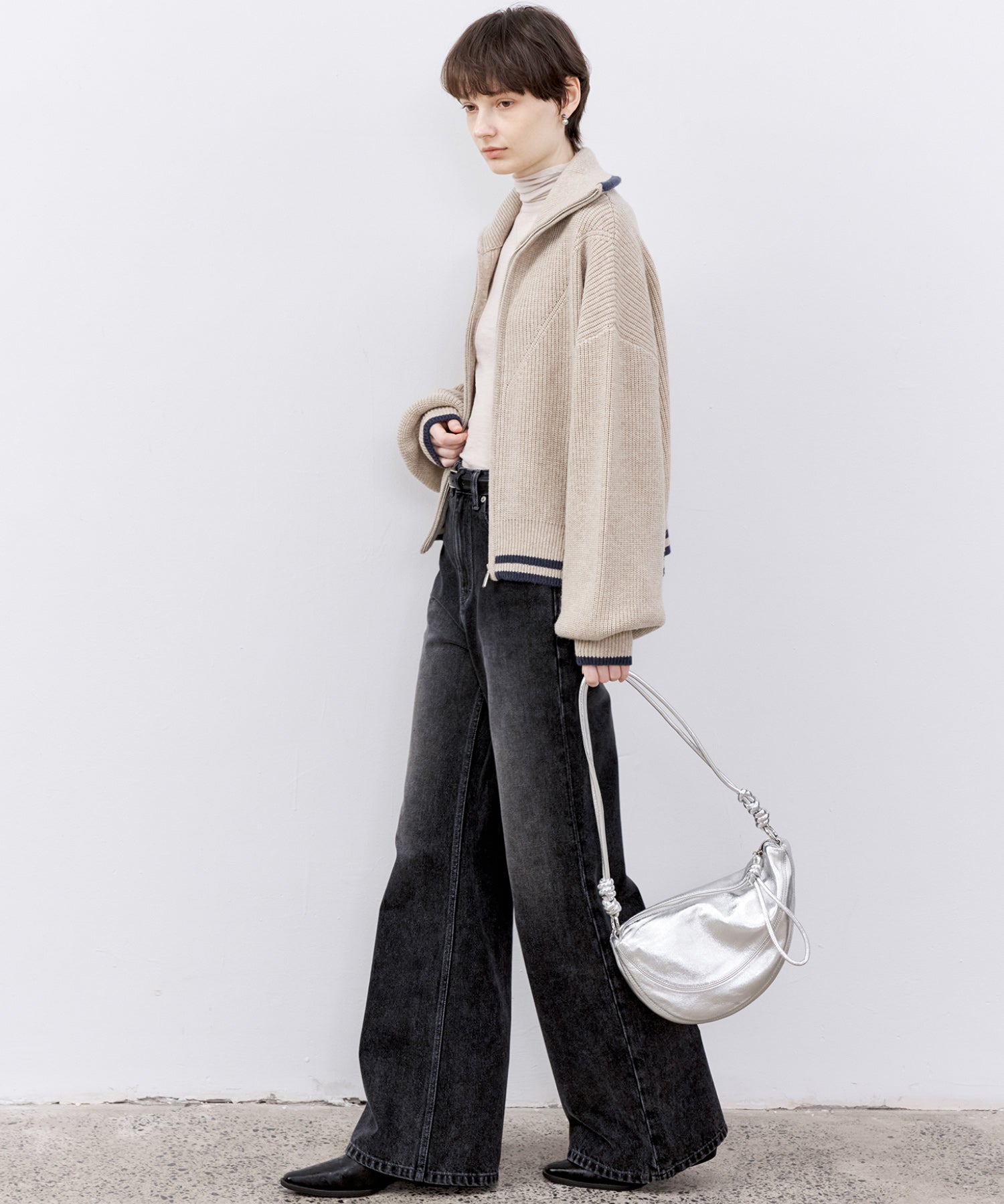 Contrast Panel Wool Zip Cardigan with Dual-Way Collar