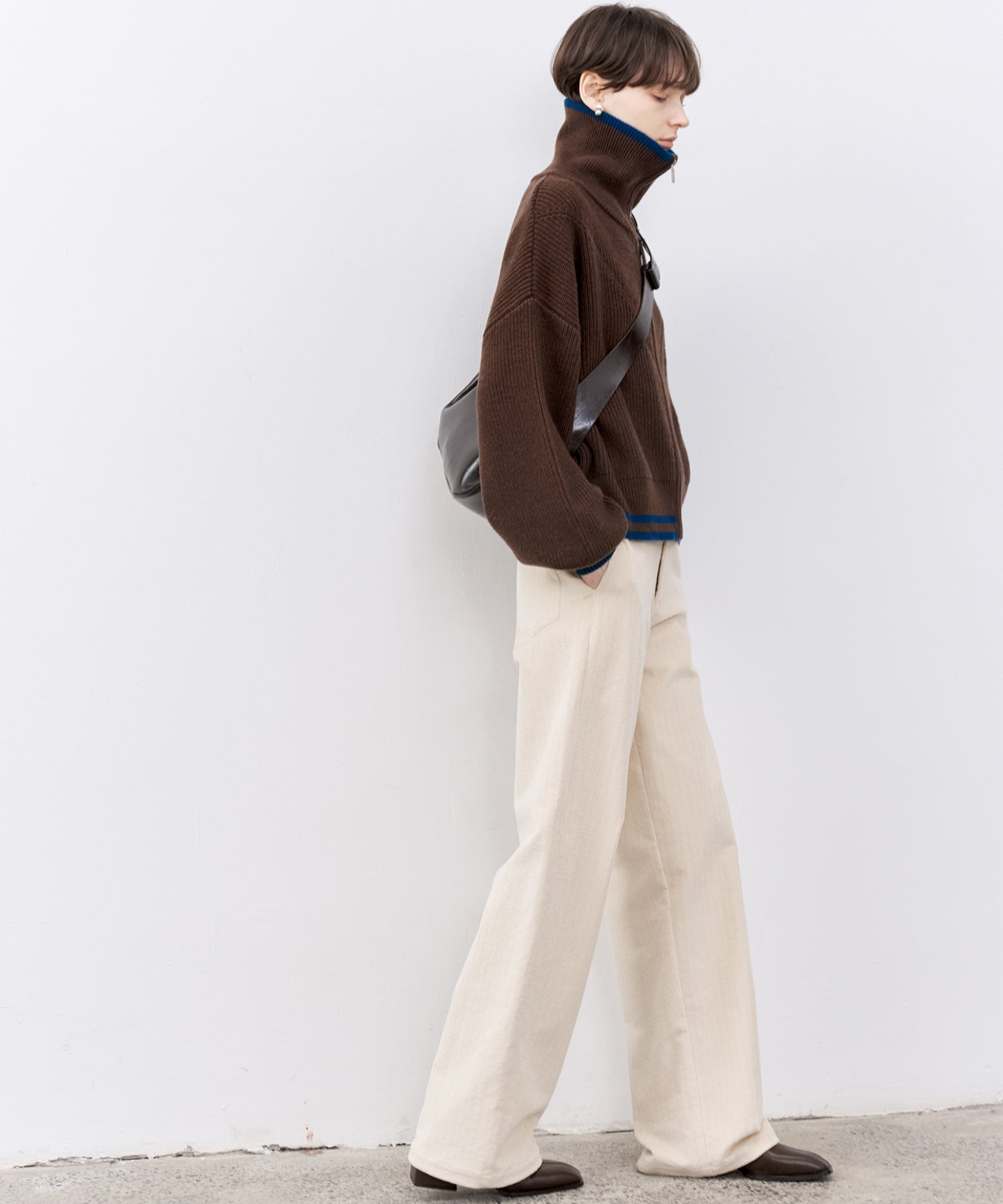 Contrast Panel Wool Zip Cardigan with Dual-Way Collar