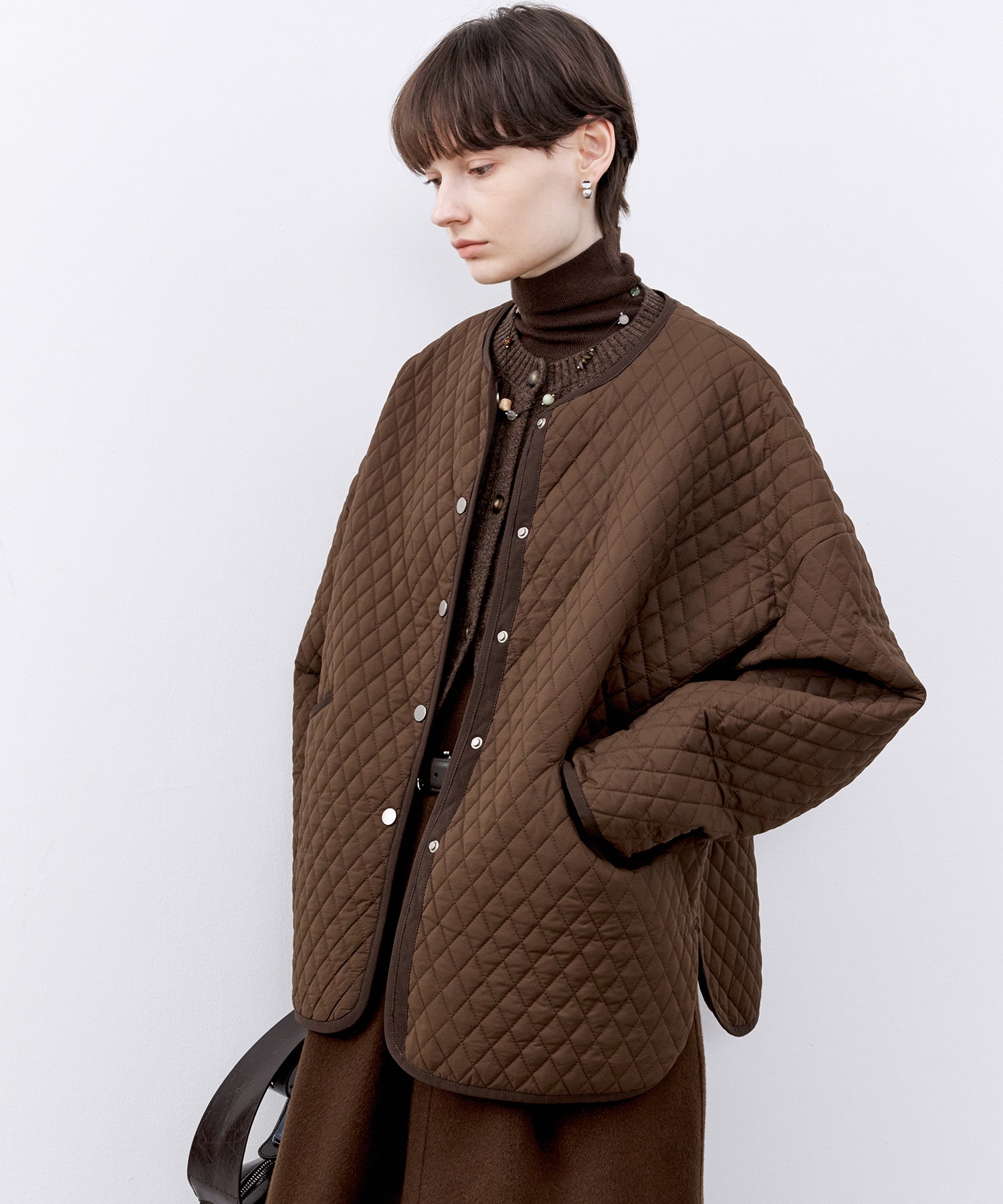 Diamond Quilted Round Neck Padded Jacket