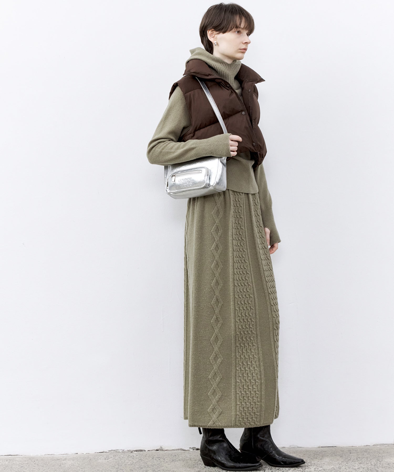 Cropped Puffer Vest with Moldable Neckline