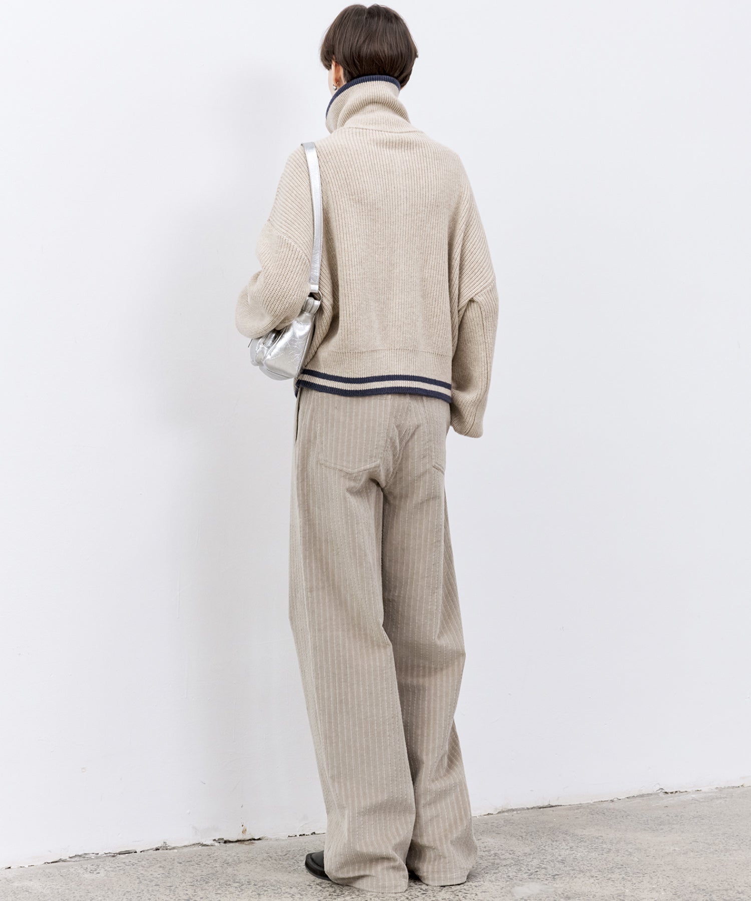 Contrast Panel Wool Zip Cardigan with Dual-Way Collar