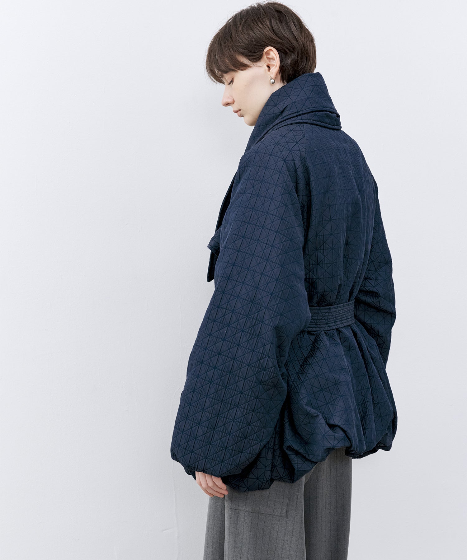 Diamond Jacquard Quilted Down Coat – Belt &amp; Scarf Set