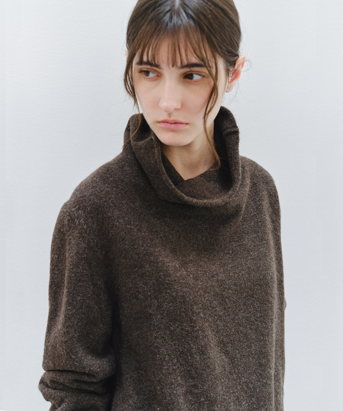「11月下旬出荷予定」Draped Neck Button Hem Knit Sweater