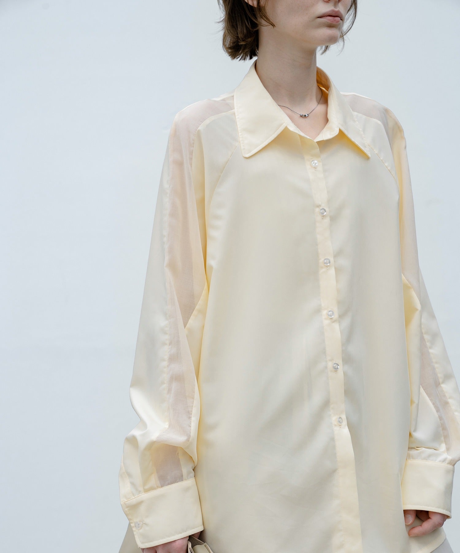 Loose Fit Shirt with Sleeve Line Panels