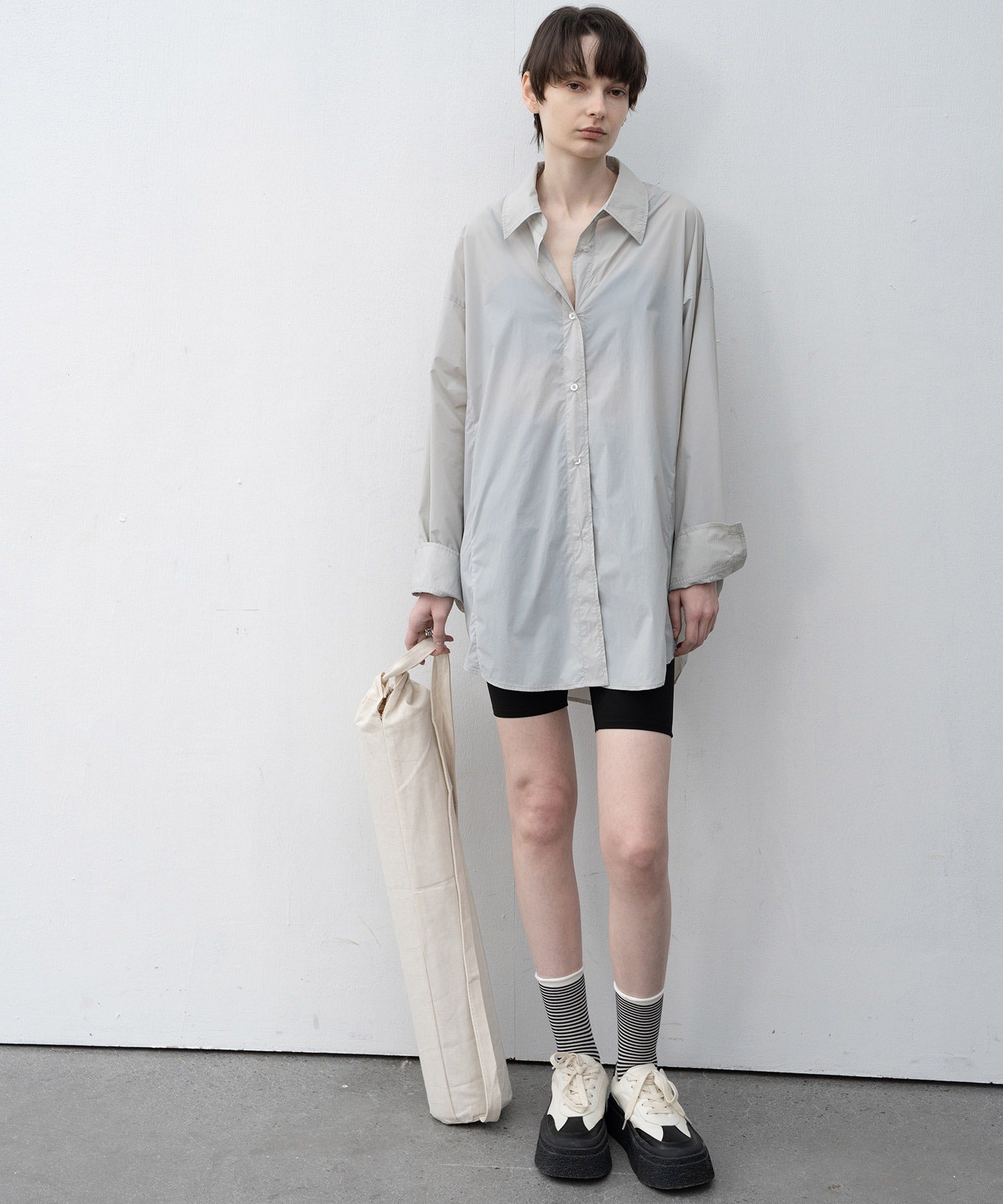 big silhouette narrow shirt