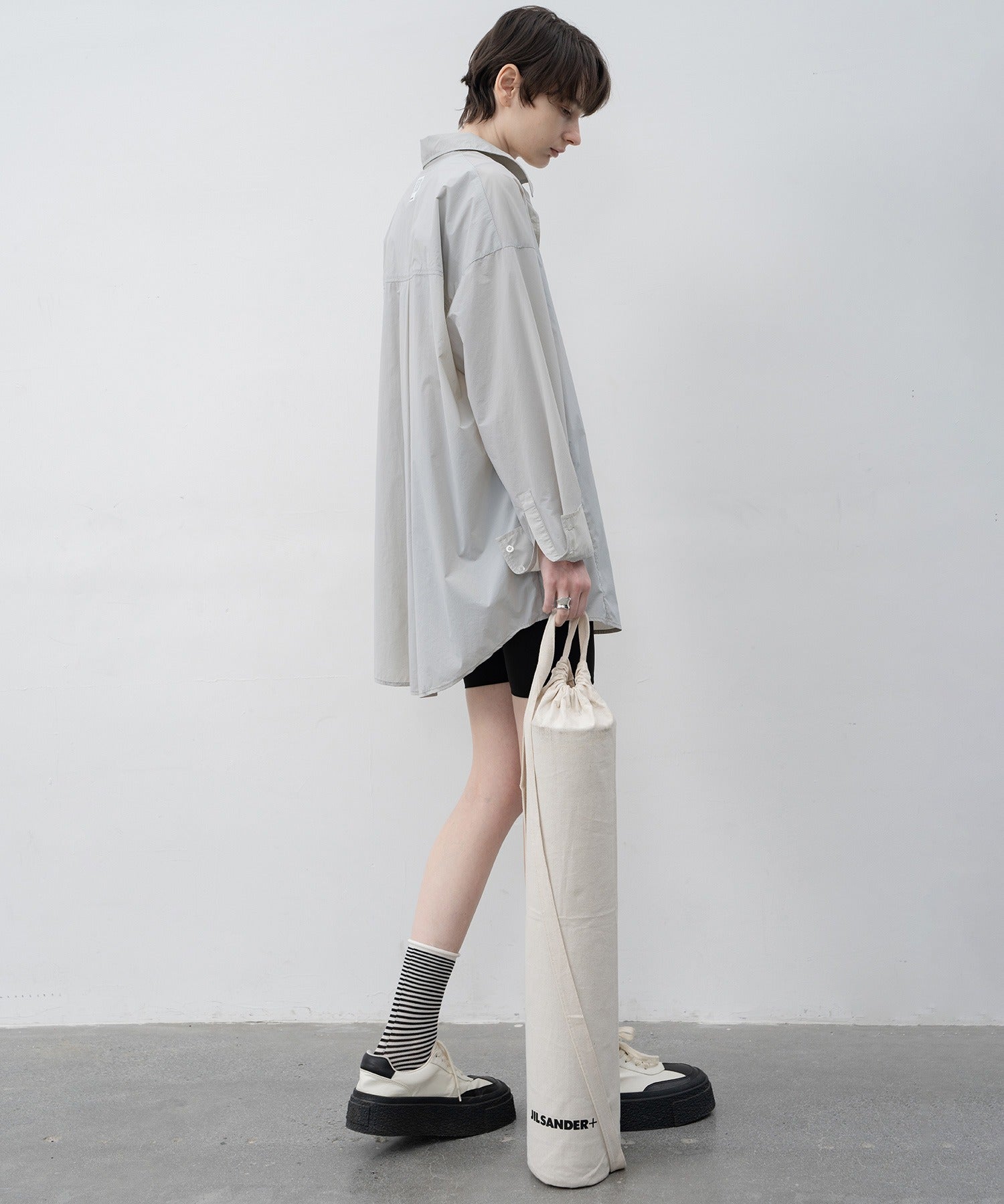 big silhouette narrow shirt