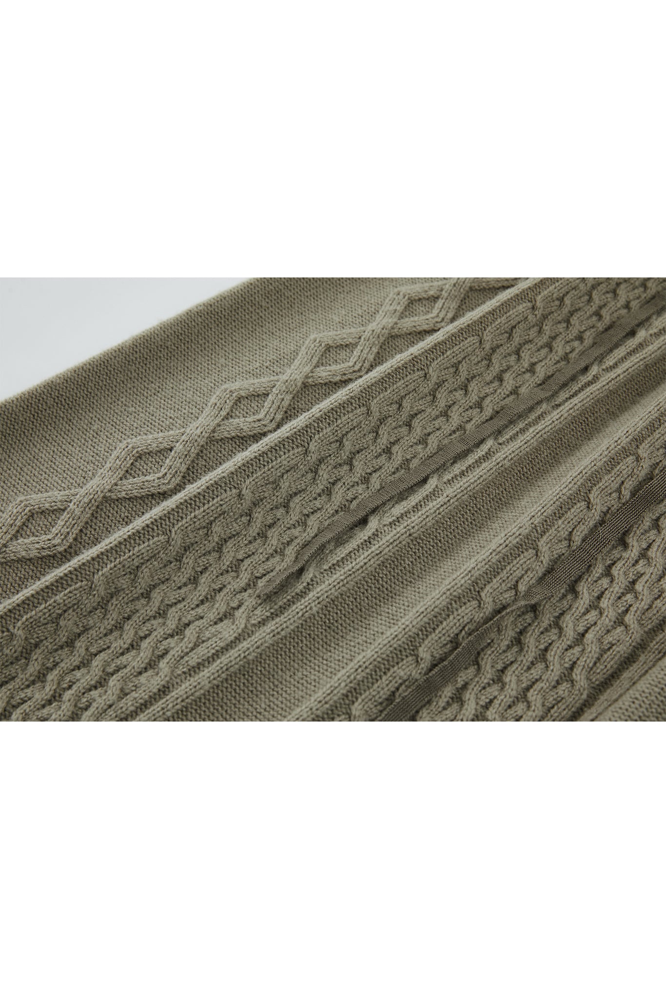 Cable Knit Wool Flare Skirt