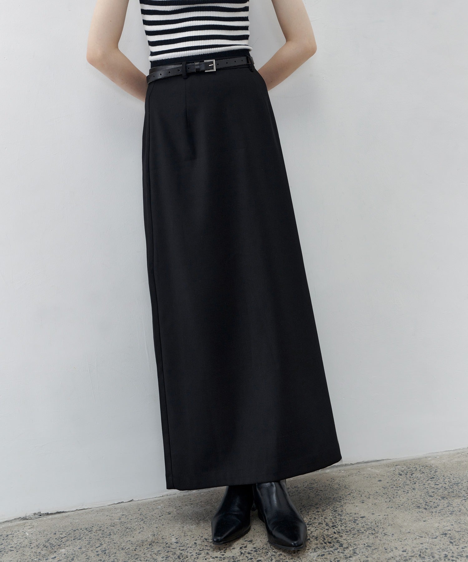 Back-Slit Maxi Pencil Skirt