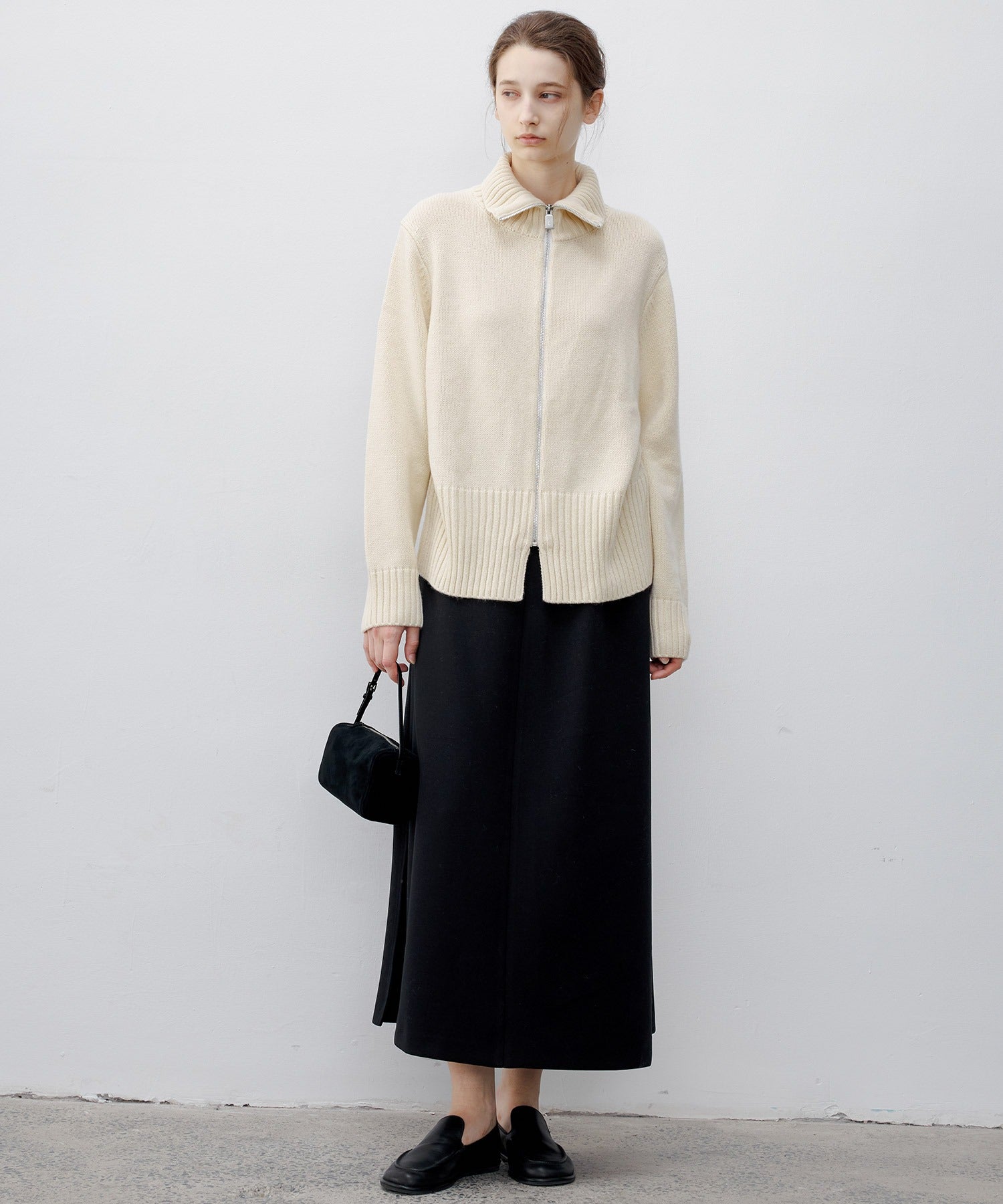 Ribbed Knit Zip-Up Top