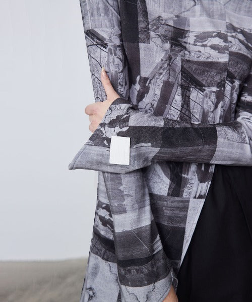 Asymmetry Print Cropped Tops