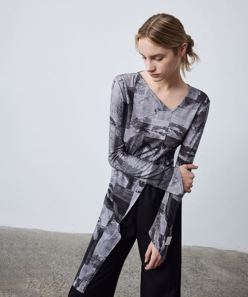 Asymmetry Print Cropped Tops