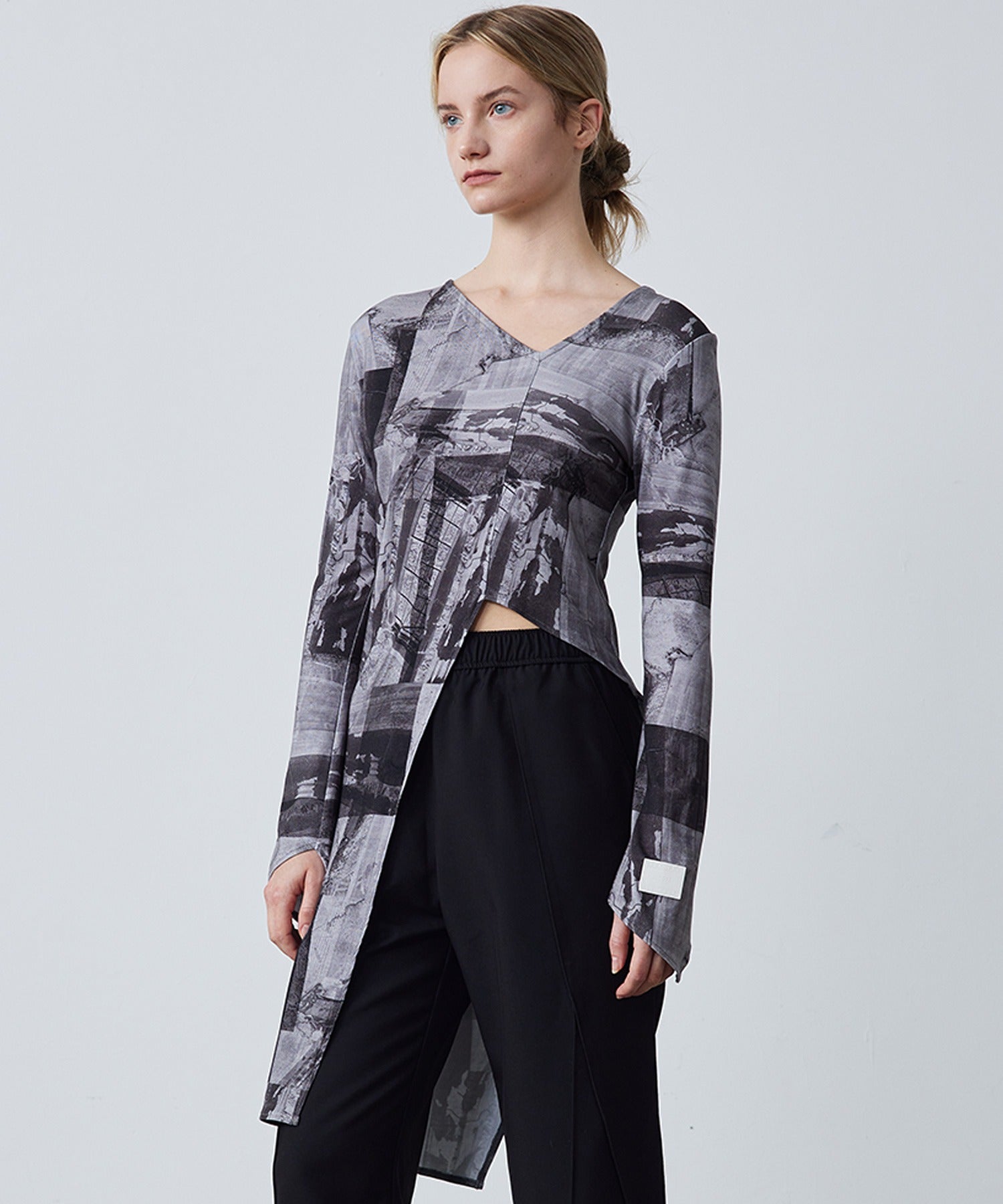 Asymmetry Print Cropped Tops