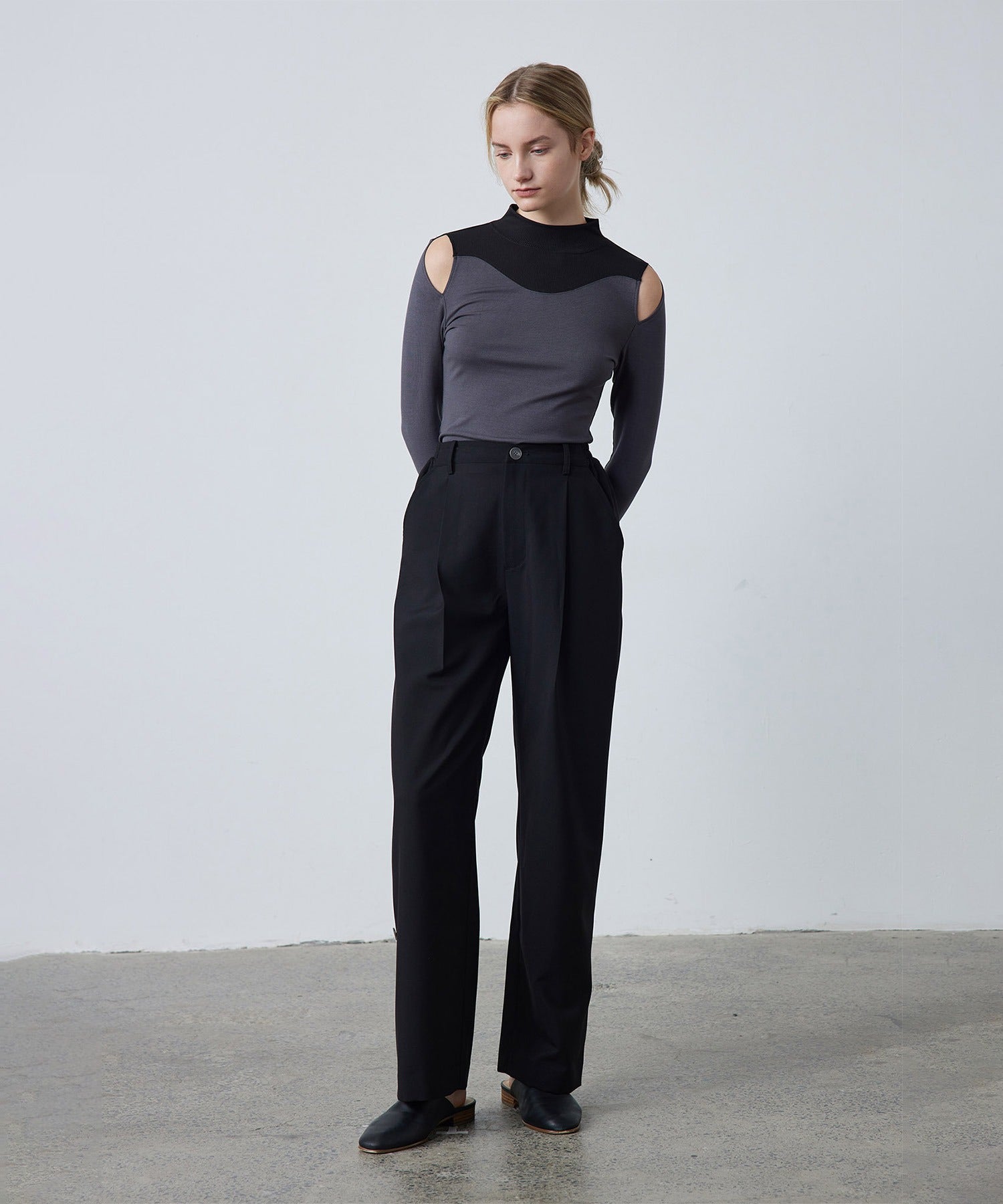 Accent Button Straight Basic Pants