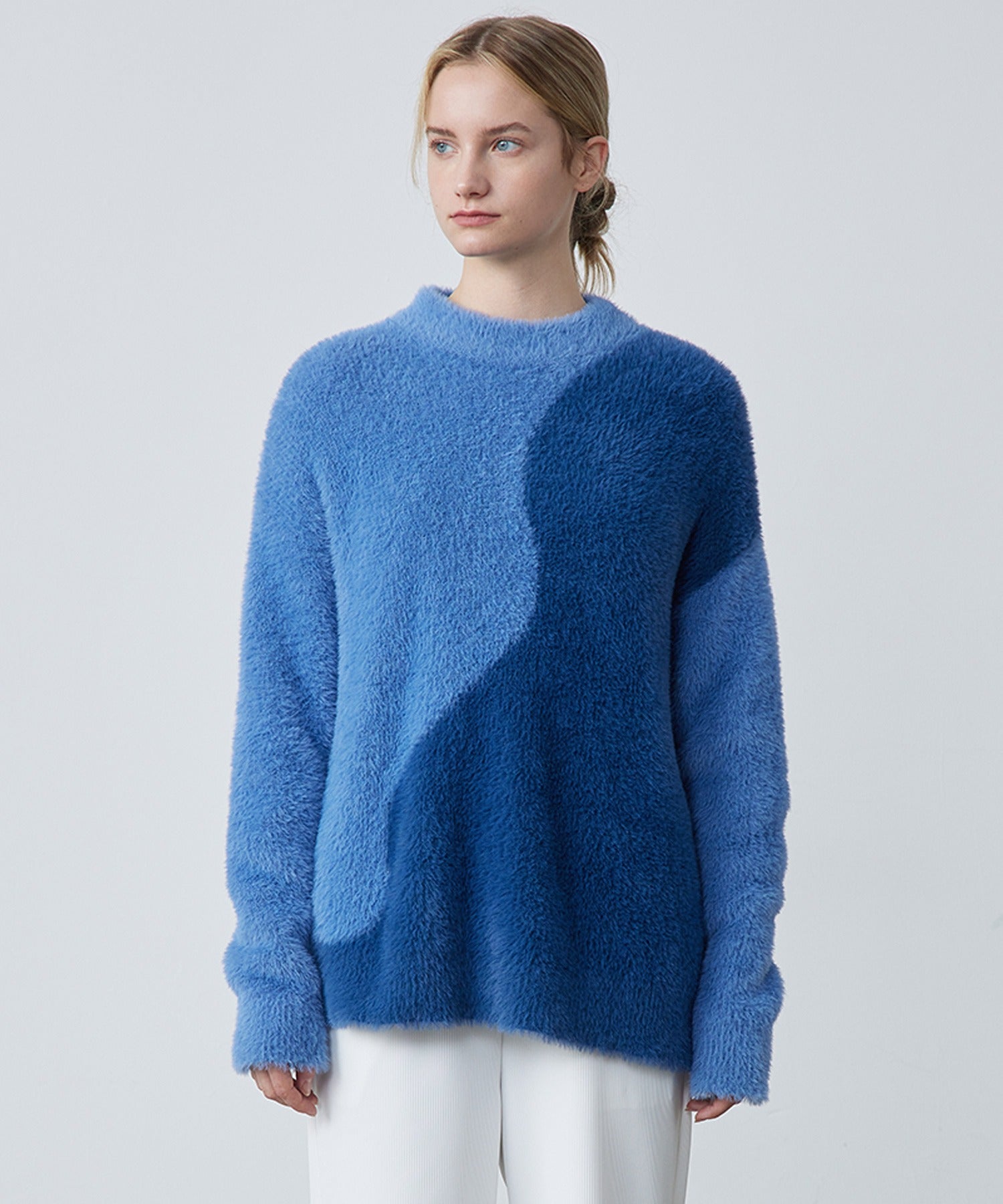 Wave Bicolor Slim Fit Knit Pullover