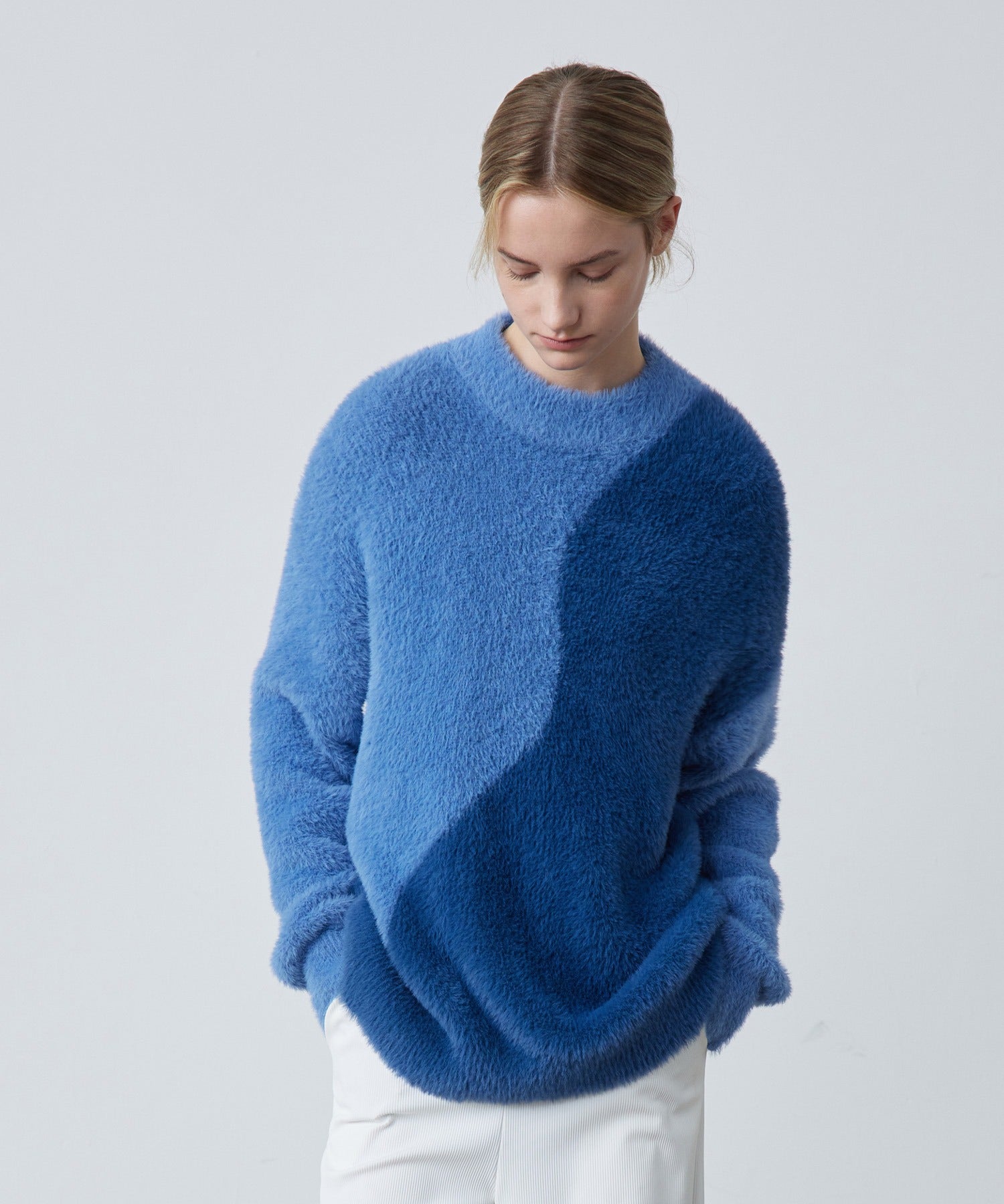 Wave Bicolor Slim Fit Knit Pullover