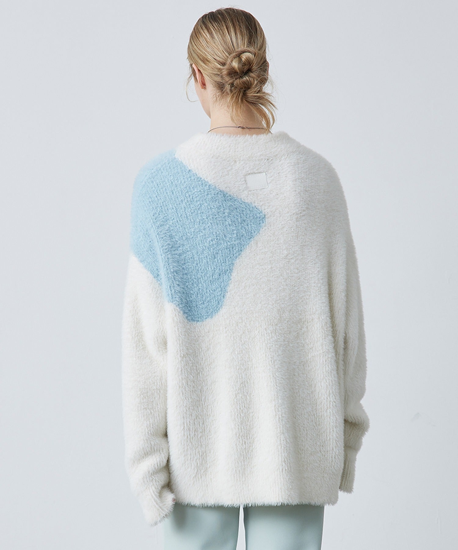 Wave Bicolor Slim Fit Knit Pullover