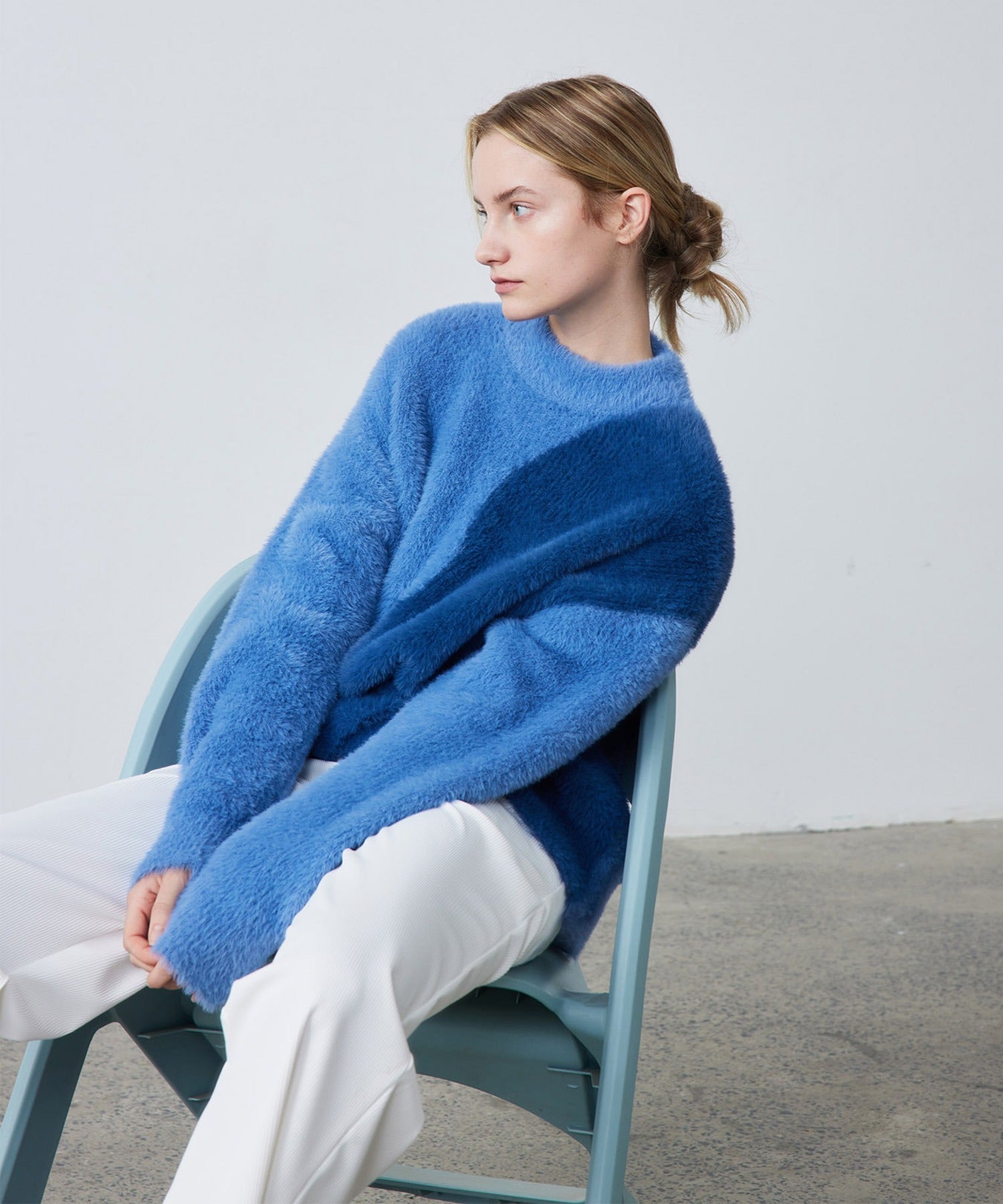 Wave Bicolor Slim Fit Knit Pullover