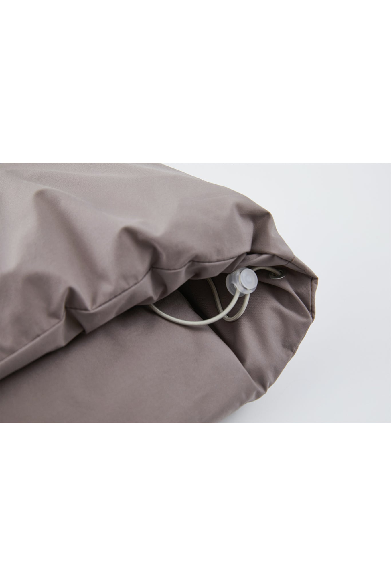 Cropped Puffer Vest with Moldable Neckline