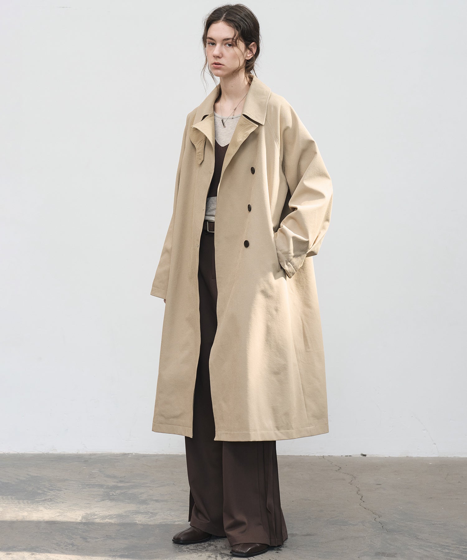 Structured Raglan Trench Coat – Oversized Fit