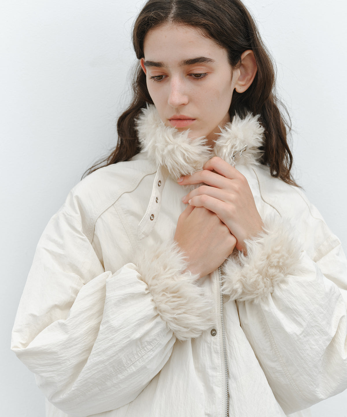 「10月下旬出荷予定」Faux Fur Trim Stand Collar Short Down Jacket