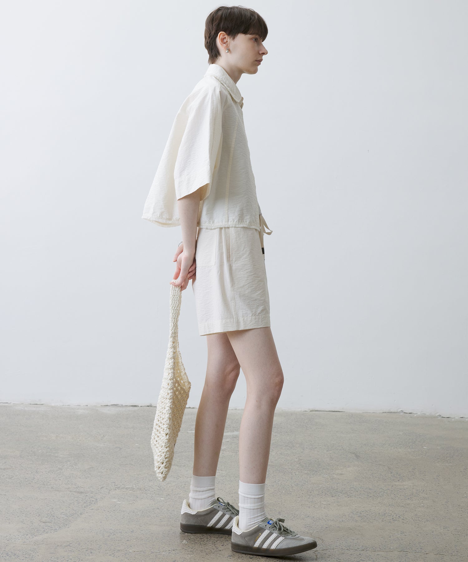 Airy Cropped Shirt