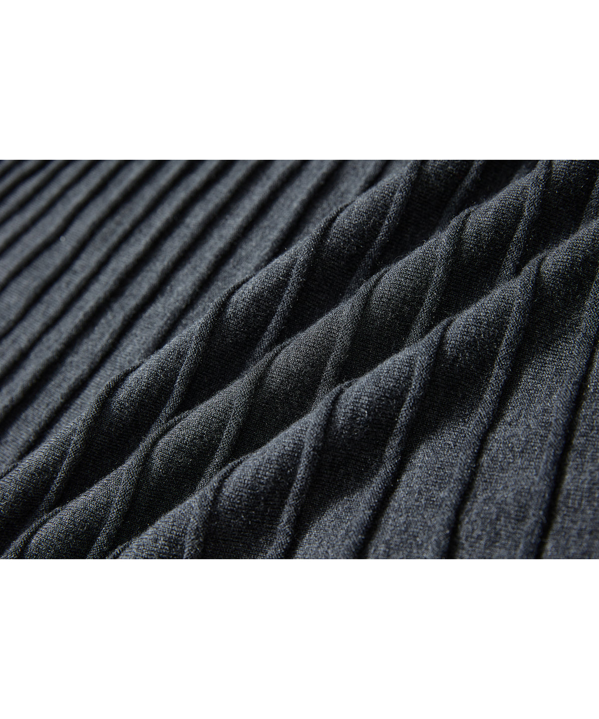 「10月下旬出荷予定」Wool-Silk Blend Pleated Knit Skirt
