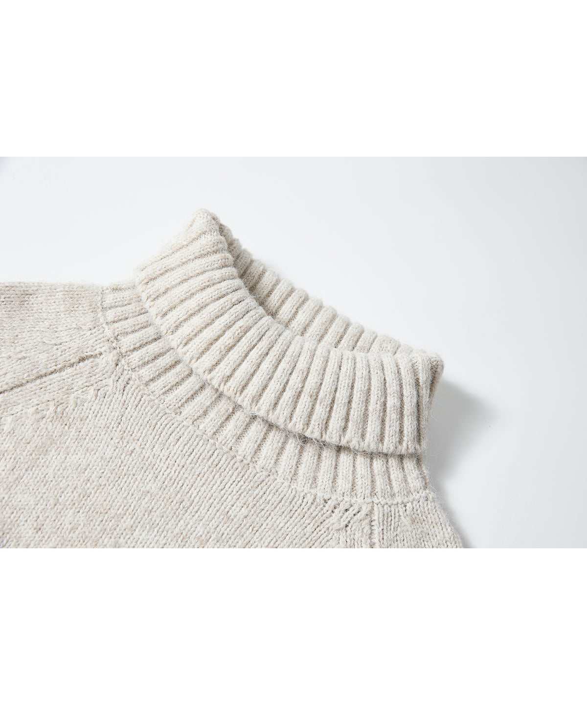「11月下旬出荷予定」Turtleneck Raglan Knit Sweater
