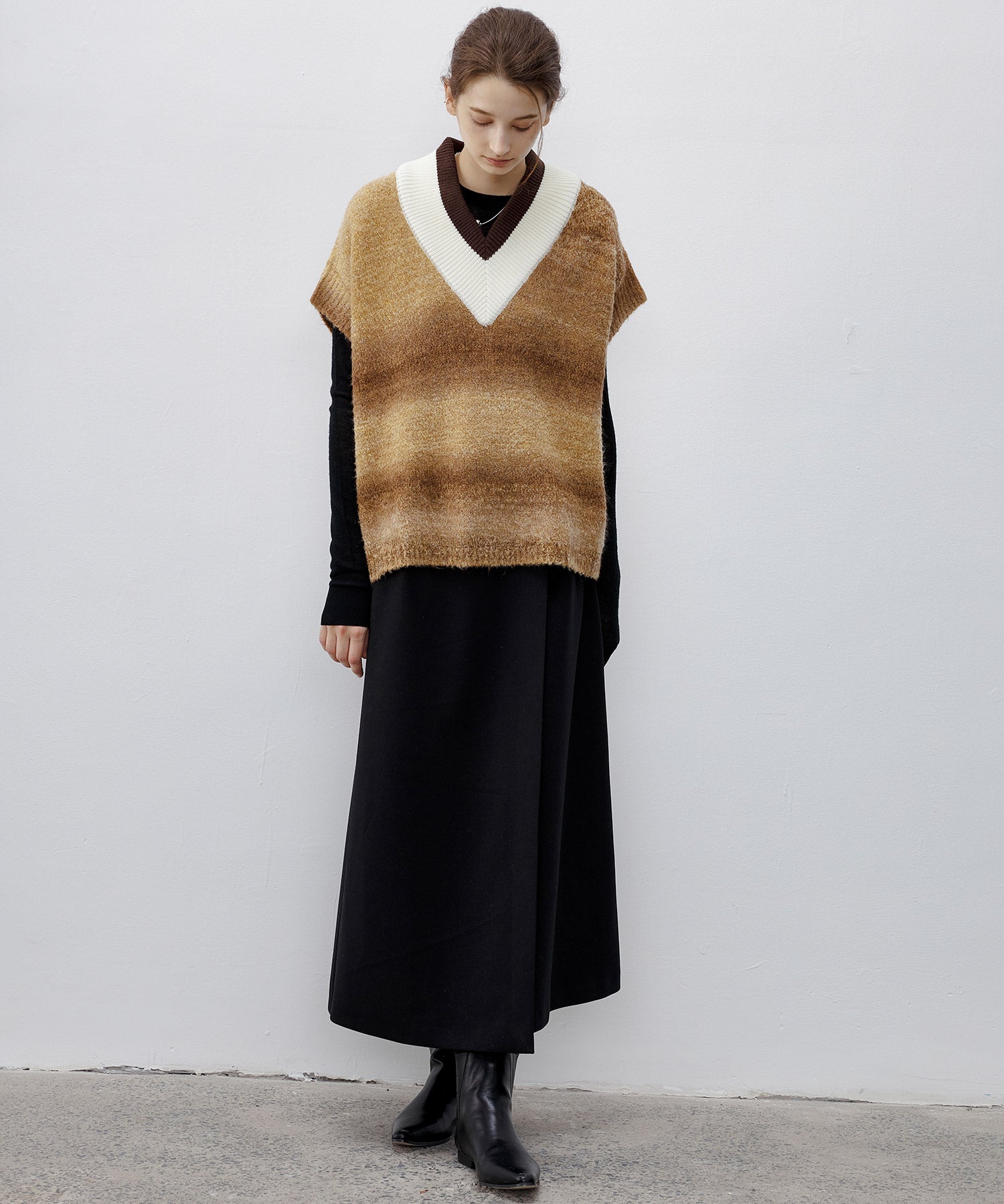 V-Shape Gradient Knit Tank Top