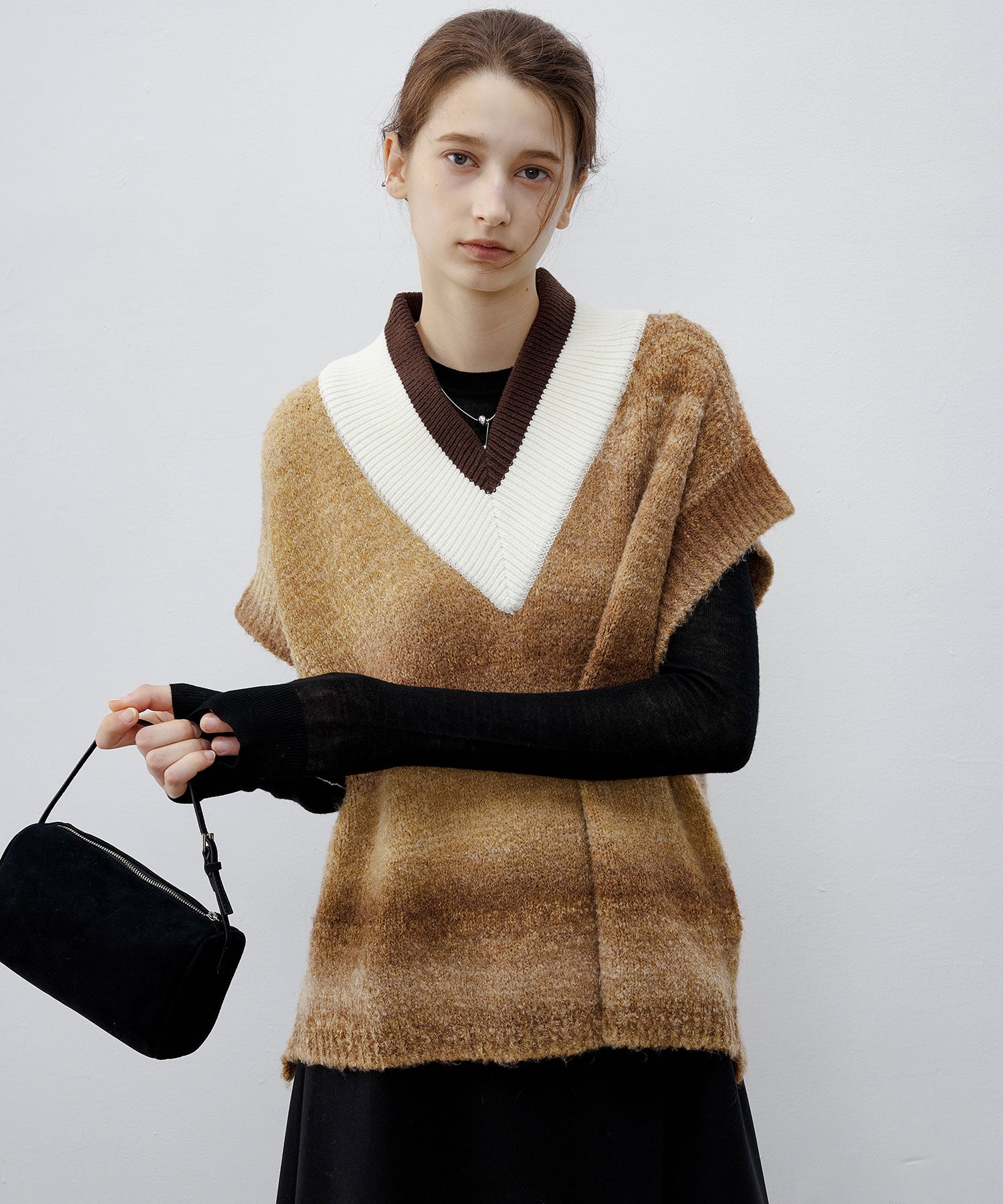 V-Shape Gradient Knit Tank Top