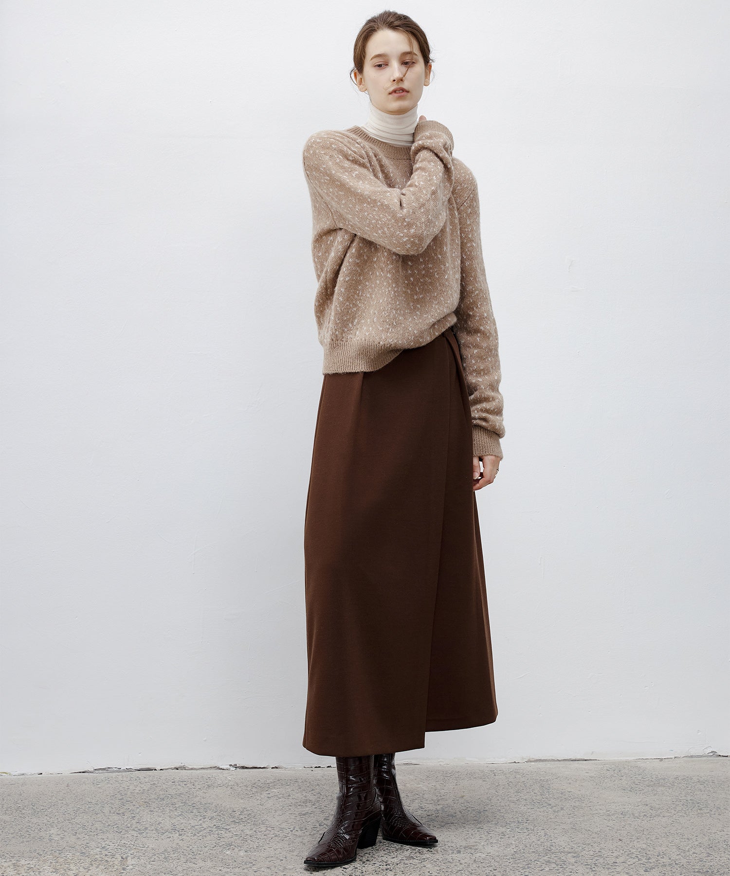 Wrap-Style Back Slit Skirt