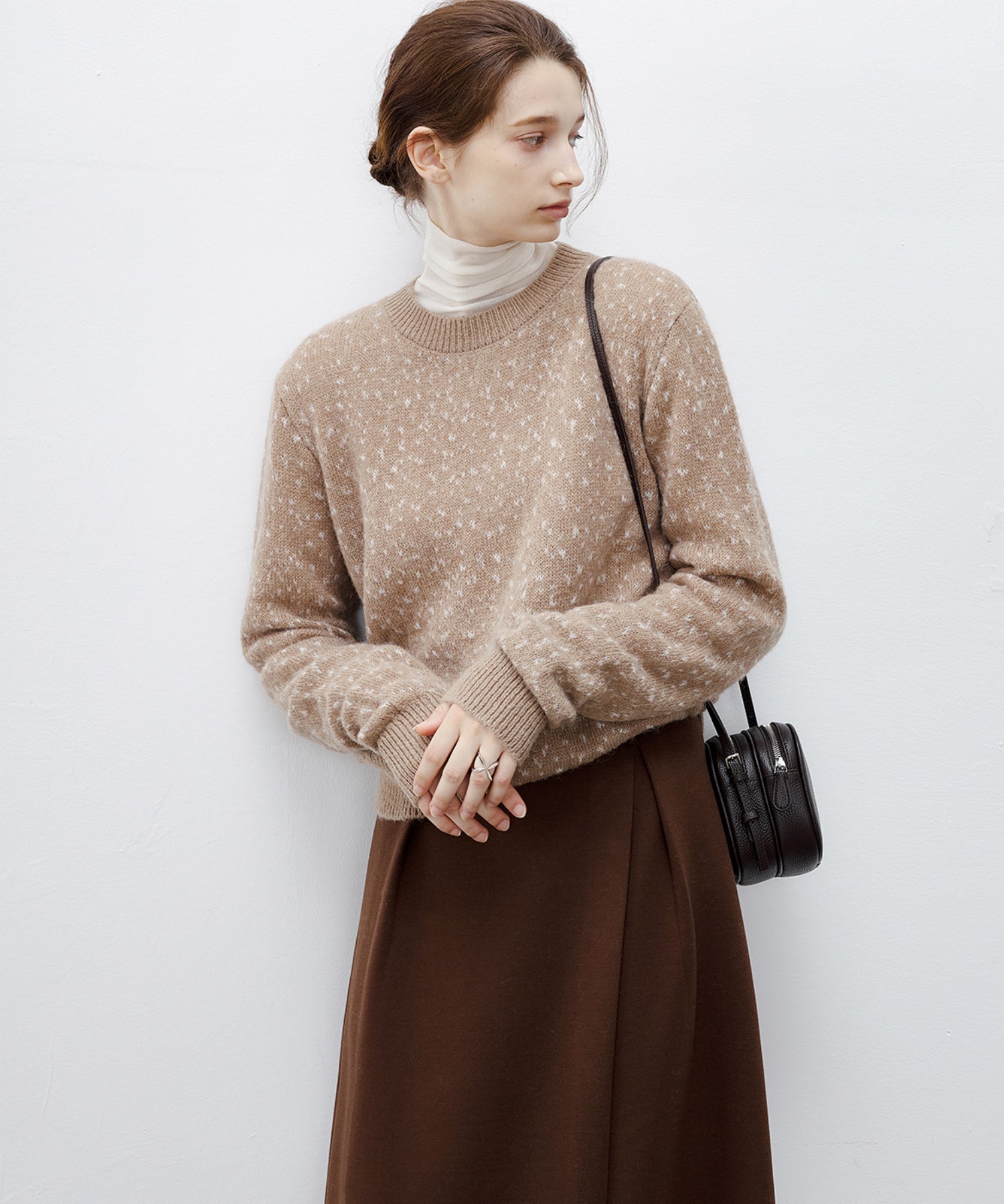 Wool blend jacquard crew neck knit