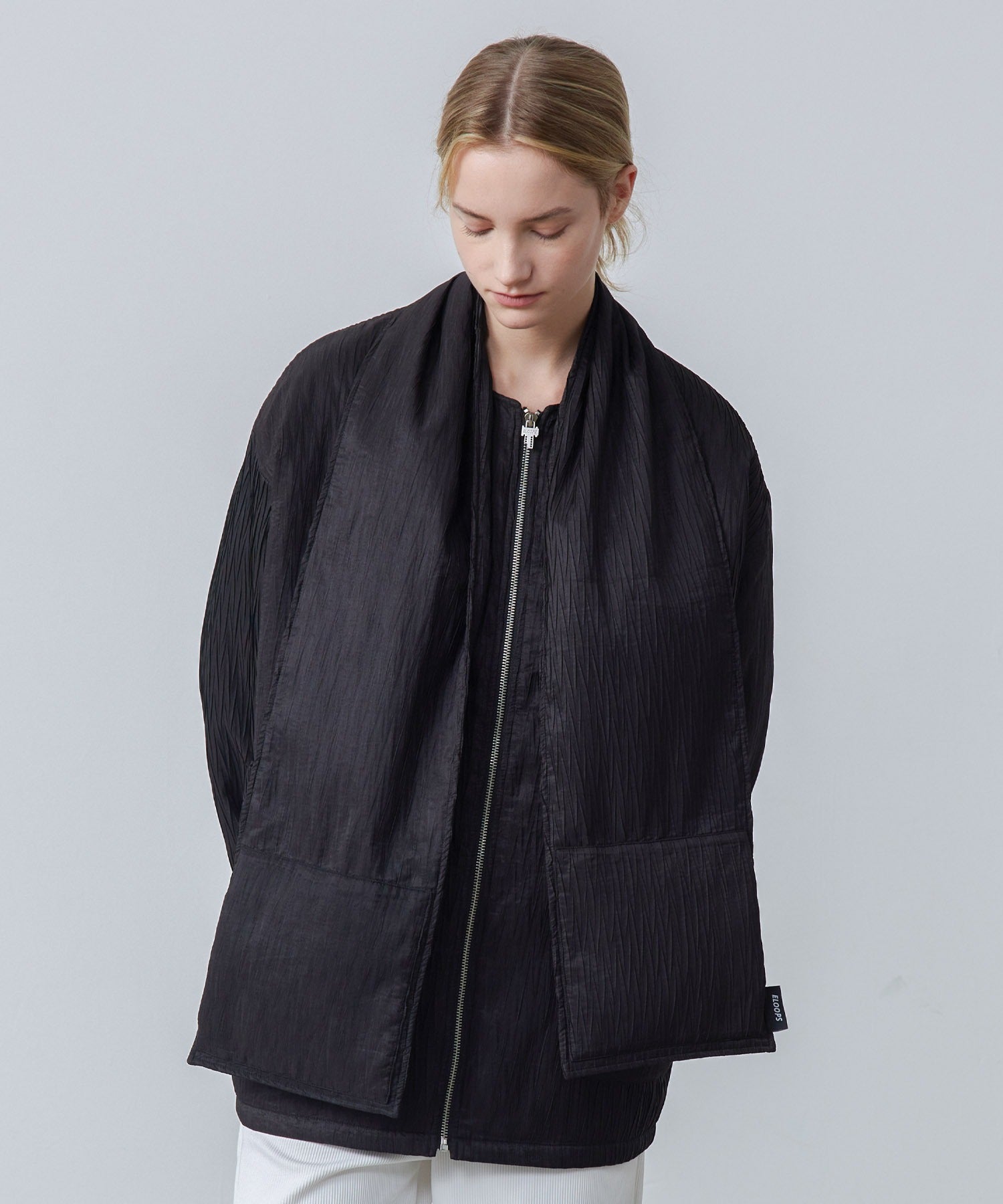 Padded No-Collar Jacket with Scarf – Crinkled Texture