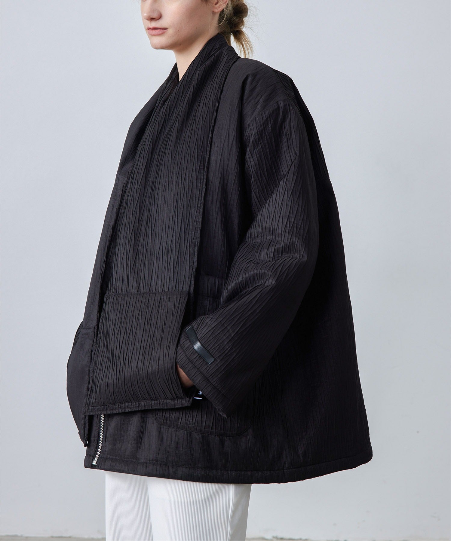 Padded No-Collar Jacket with Scarf – Crinkled Texture