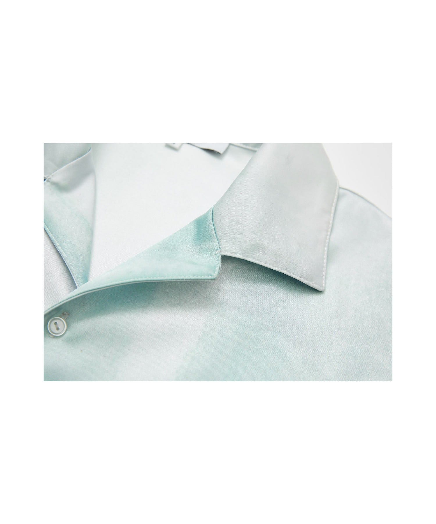 Nuance Pattern Shirt with Gradient Tone