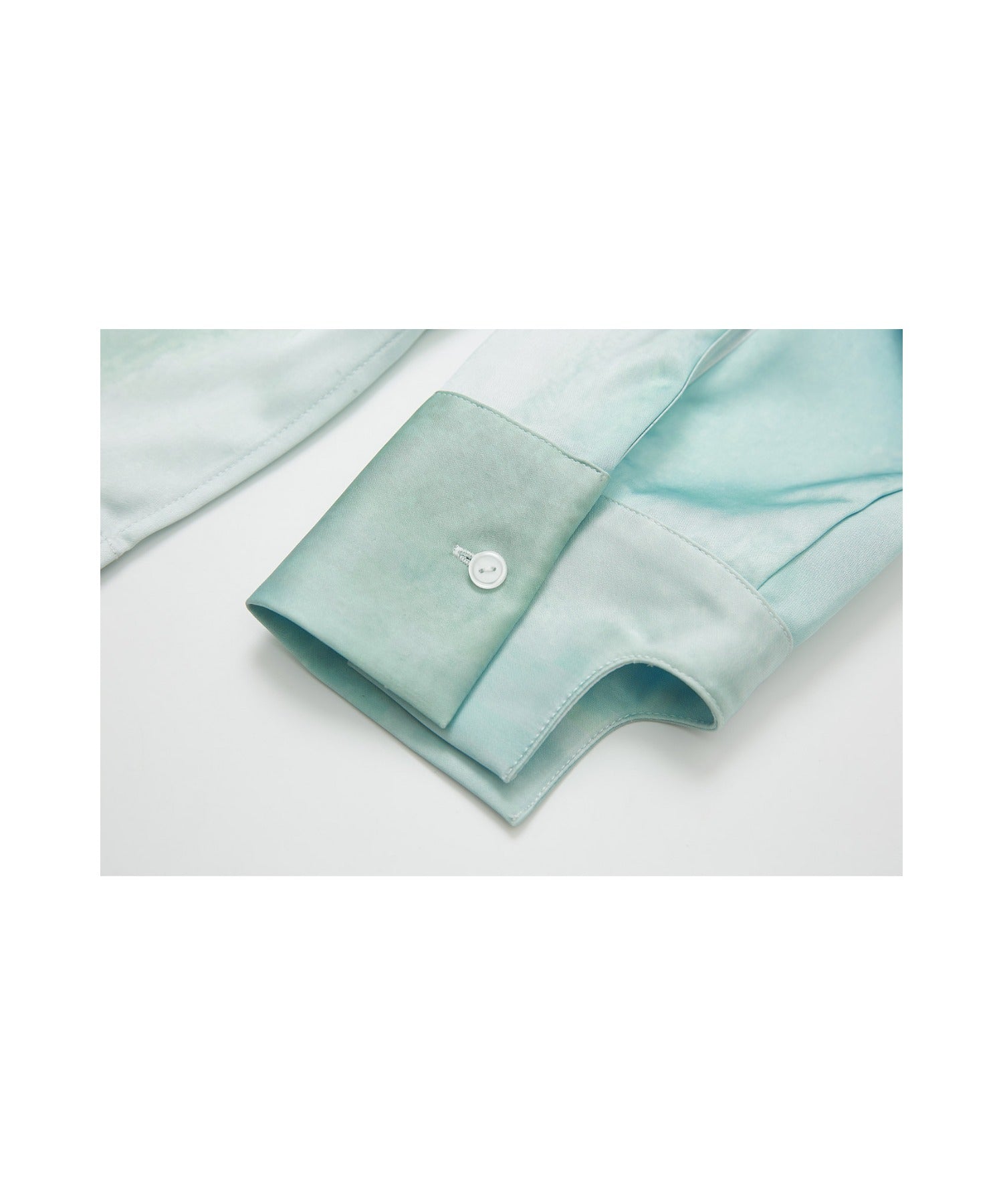 Nuance Pattern Shirt with Gradient Tone