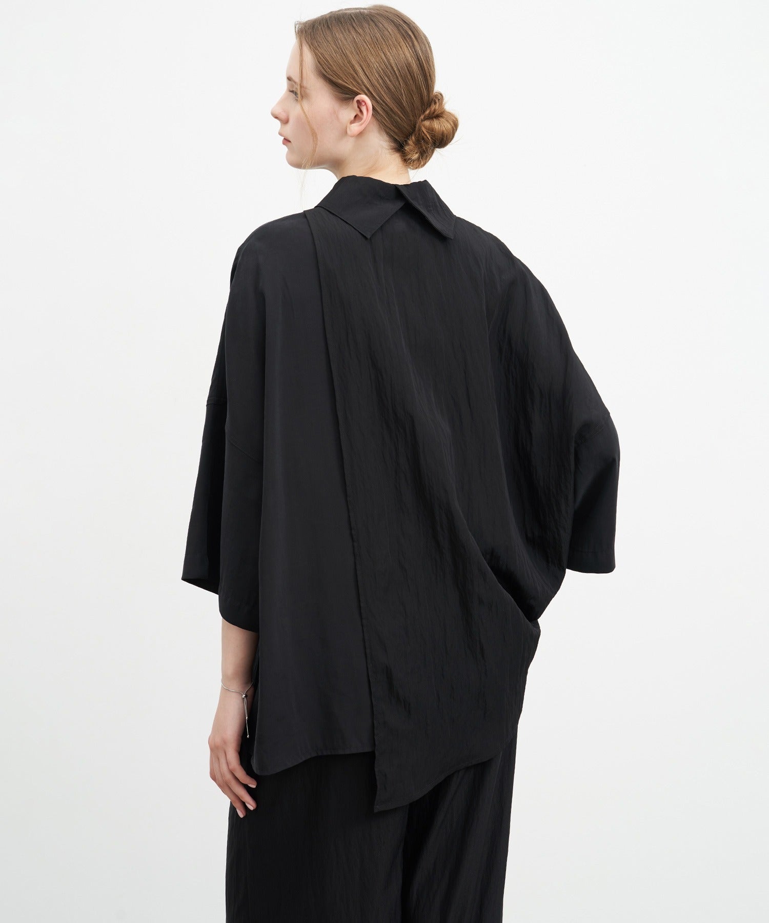 Boxy Silhouette Layered Shirt
