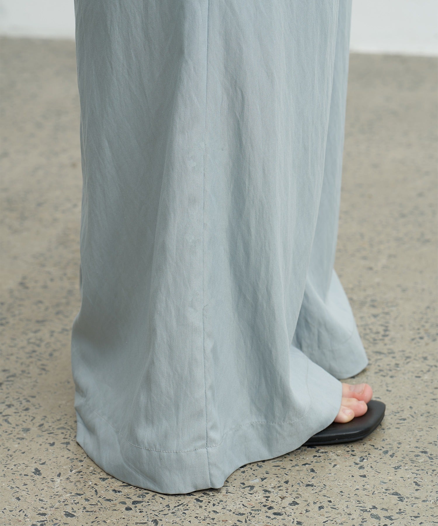 Darted Wide-Leg Pants