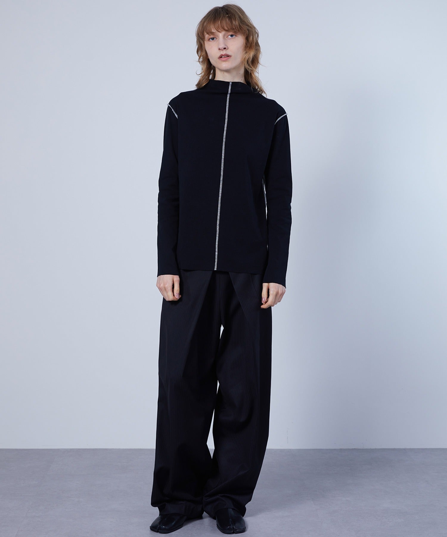 Stitch Line Loose Top / Cutsew