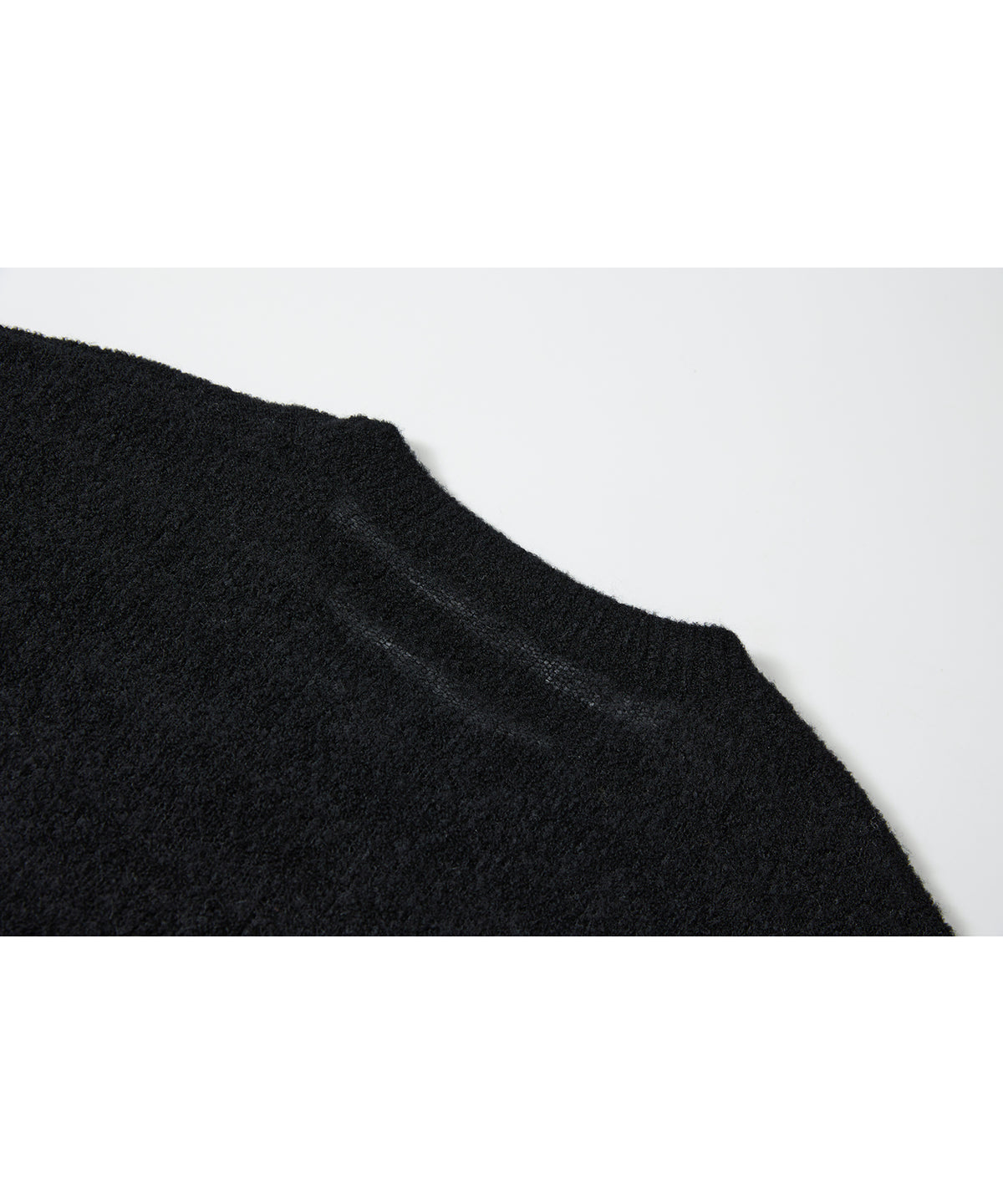 「10月下旬出荷予定」Sheer Wool-Blend Border Knit Pullover