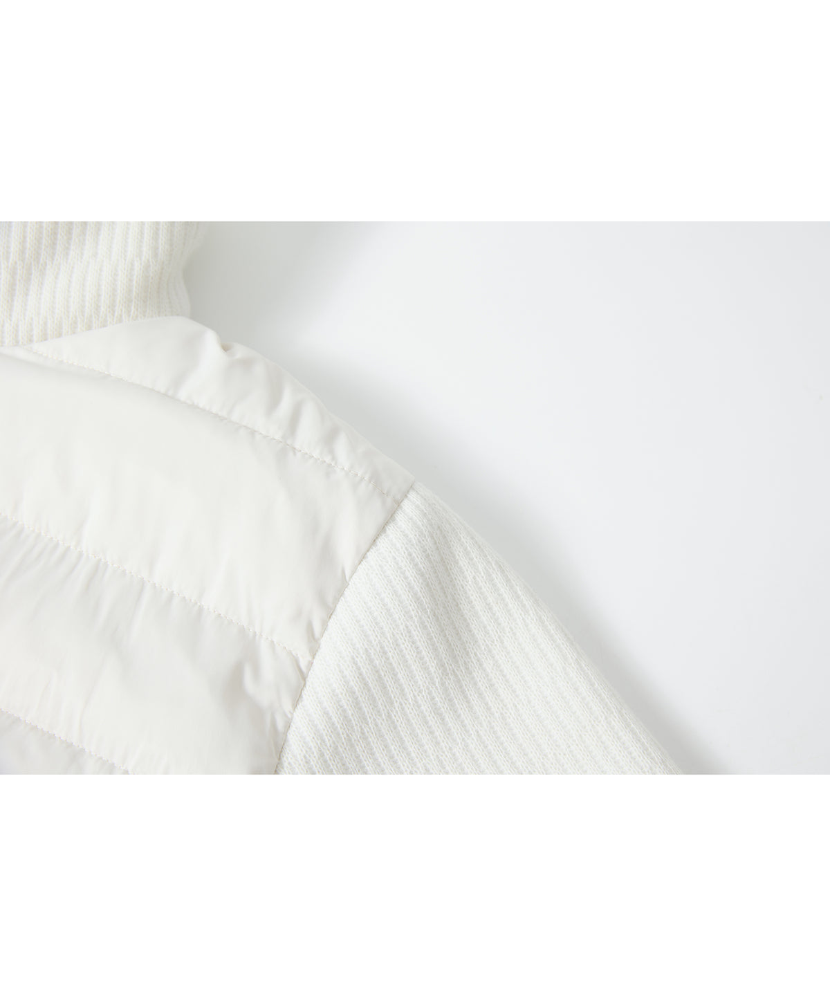 「10月下旬出荷予定」Knit Sleeve Panelled Lightweight Short Down Jacket
