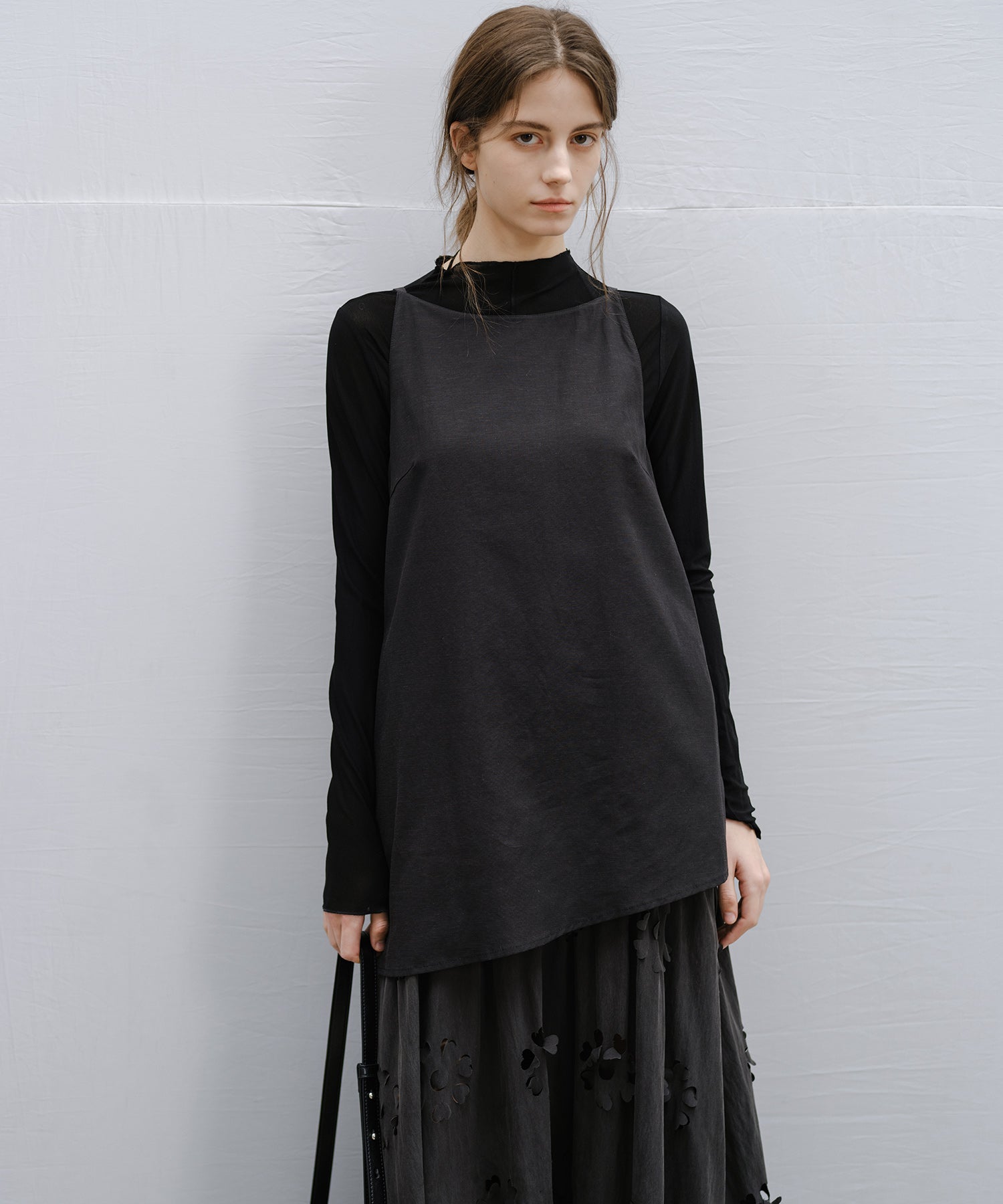 “Shipping from late February to early March” Sleeveless Cutwork Lace Midi Dress