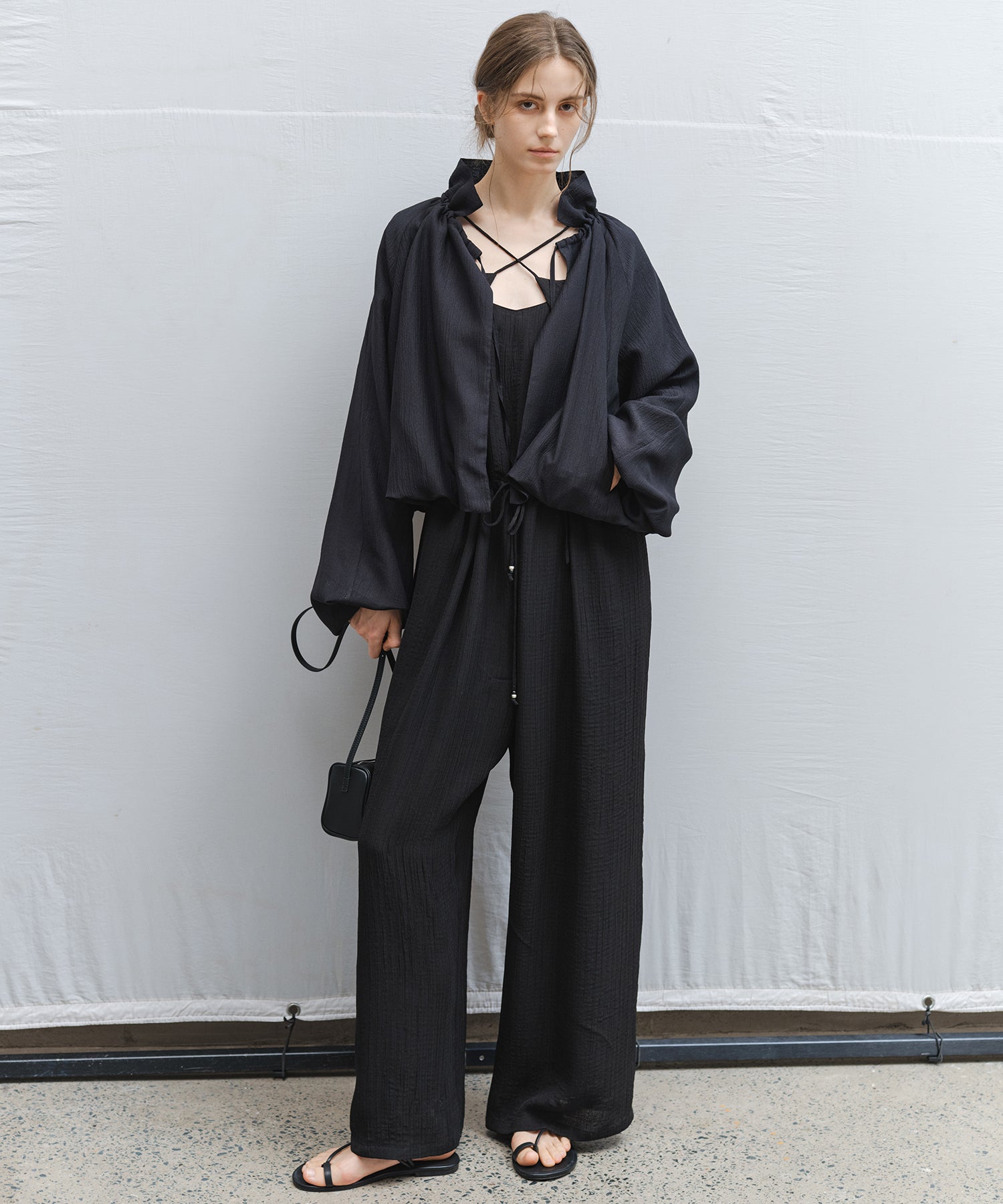Cross Neck All-in-One