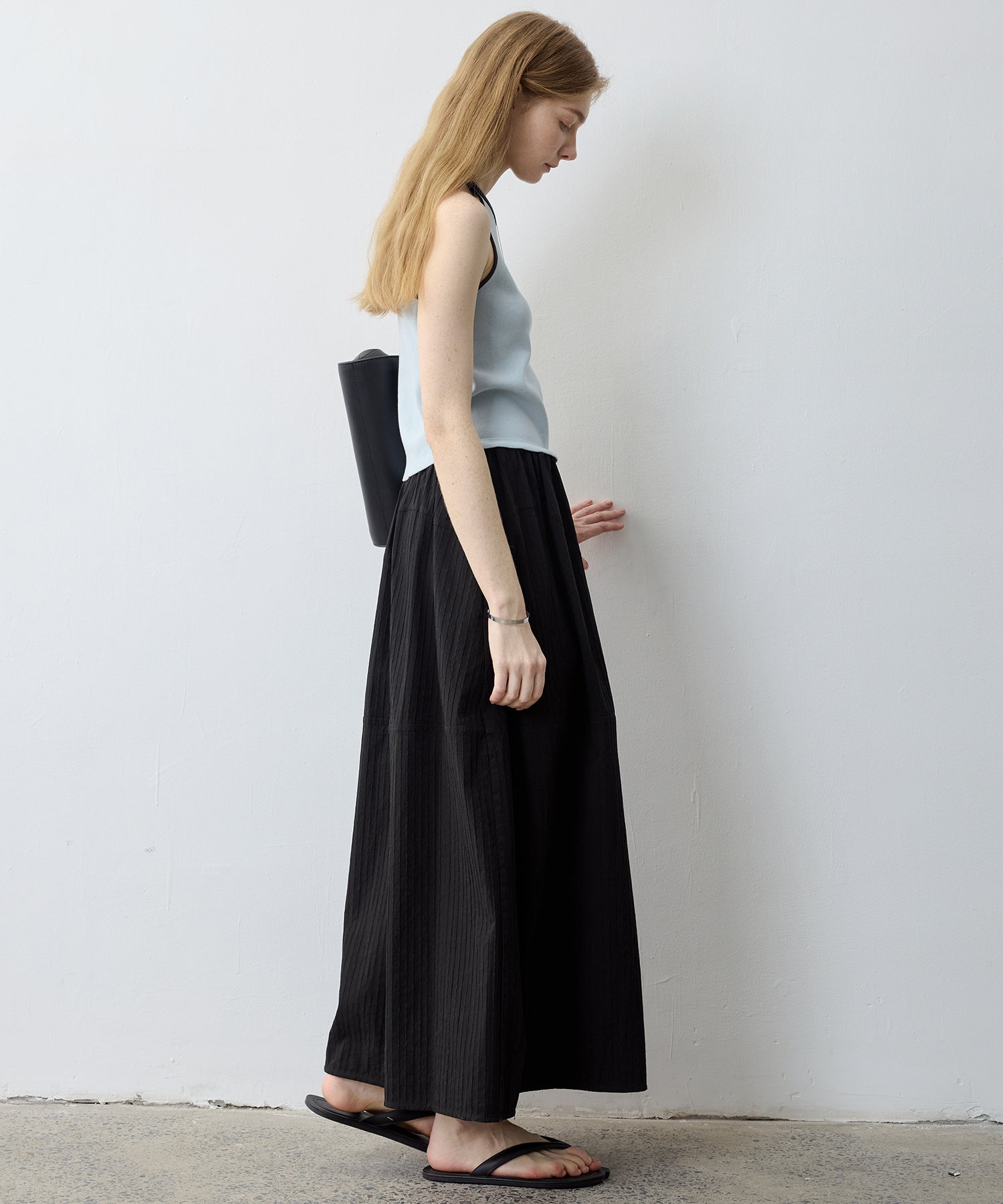 Textured Stripe Semi-Balloon Long Skirt