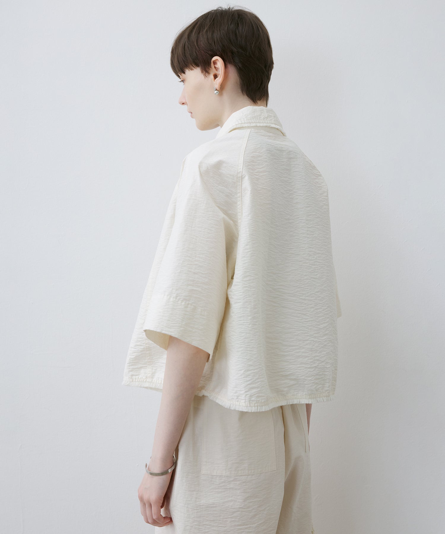 Airy Cropped Shirt