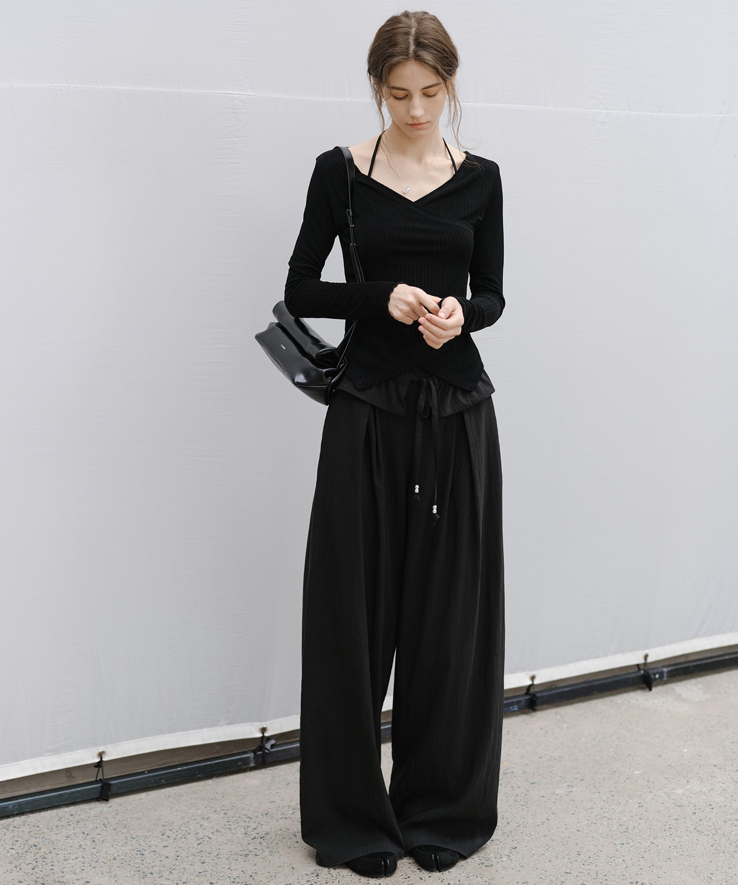 "Shipping from late February to early March" Curved Wide-Leg Drawstring Pants